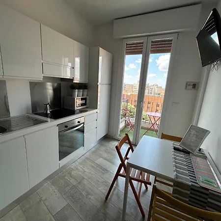 Stayinbologna 3 *
