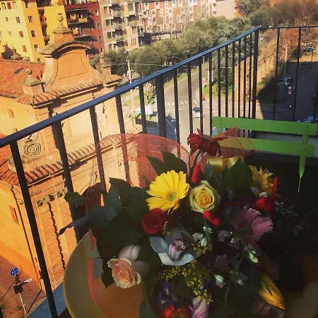 Stayinbologna 3 * ボローニャ