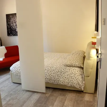 Stayinbologna 3 * ボローニャ