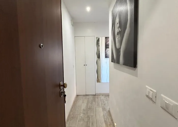 Apartment Stayinbologna 3 *