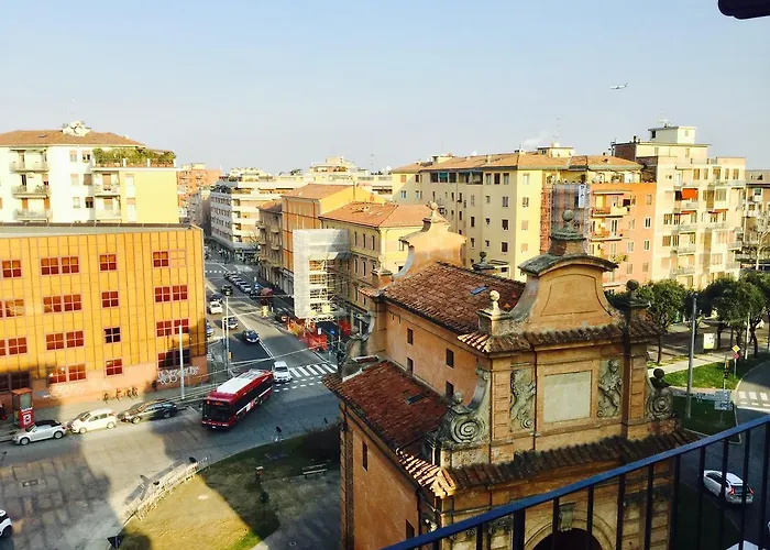 Апартаменты Stayinbologna 3 *