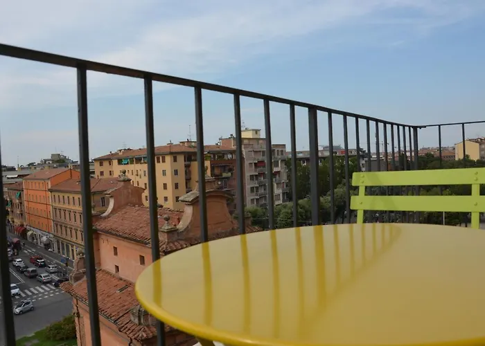 Stayinbologna 3 Апартаменты *