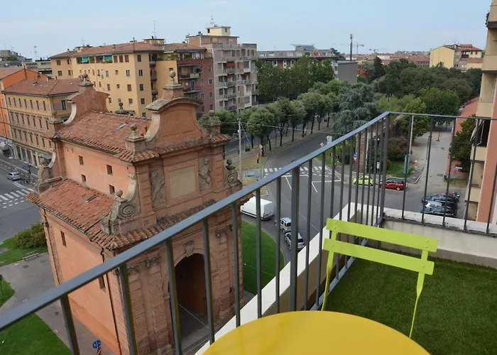 Stayinbologna 3 Апартаменты *