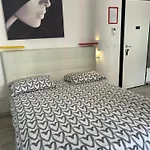 Stayinbologna 3 *