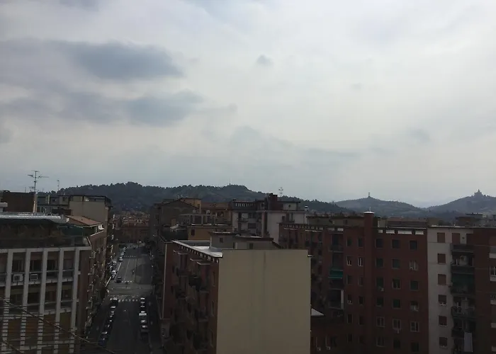 Stayinbologna 3 * Bolonia
